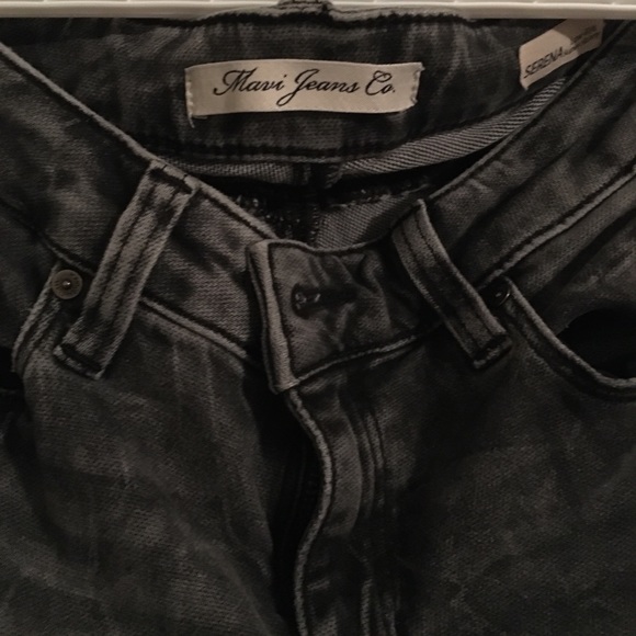 Jeans - Picture 2 of 3